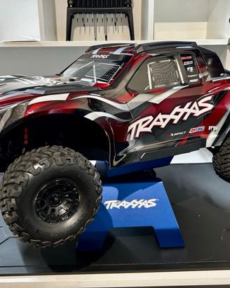 Traxxas Maxx Slash 6S Short Course Truck 4x4 1:8