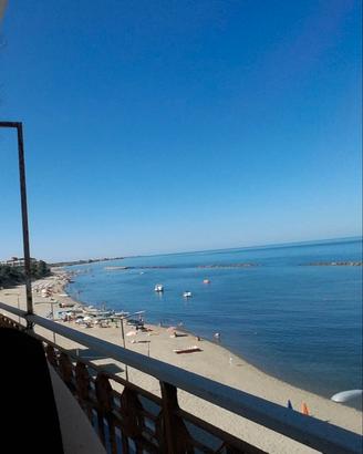 Casa Vacanze sul Lungomare AGOSTO DISPONIBILE
