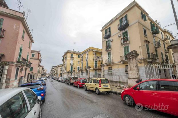 Luminoso appartamento con terrazza soprastante e c