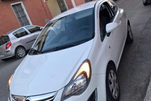 OPEL CORSA 1.3 2014