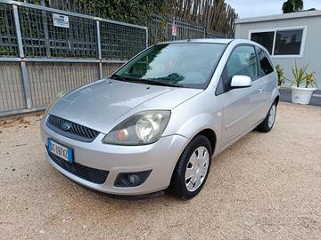 Ford Fiesta Fiesta+ 1.4 TDCi 68CV 3 porte