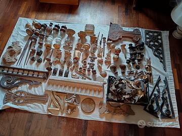 Raccolta di Antichi Fregi In legno