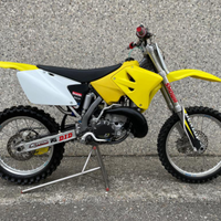 SUZUKI RM 250 Cross
