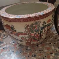 vaso giapponese e scultura di legno 
