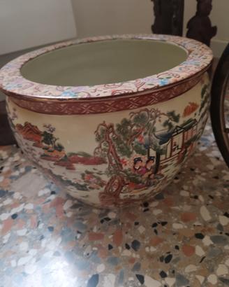 vaso giapponese e scultura di legno 