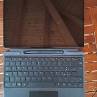 Microsoft surface pro 8