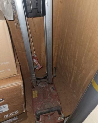 CAROTATRICE HILTI