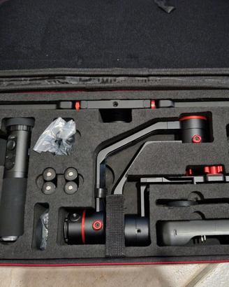 Stabilizzatore Gimbal Mirrorless