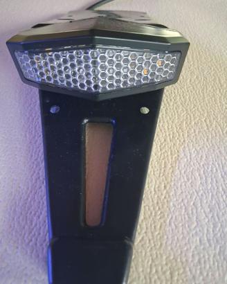 Faro enduro/motard con frecce integrate