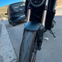 Honda cb 650 r