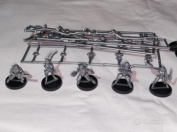 lot-76 Miniature futuristiche 