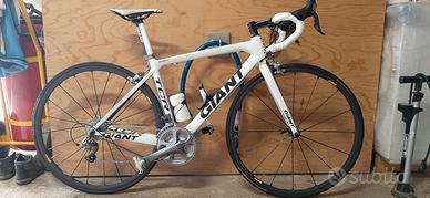 bici da corsa Giant
