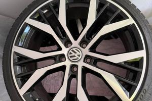 Cerchi Santiago Golf GtI 19 Pollici