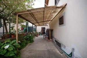 Casa indipendente di 157 m² con 5 locali a Lastra 