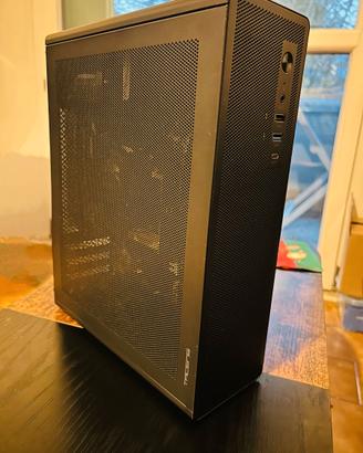 PC desktop custom casa/ufficio