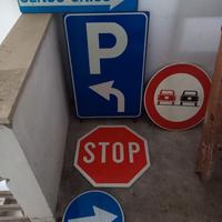 Cartelli stradali