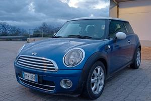 Mini Cooper 1.6 110 cv diesel
