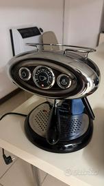 Macchina caffe illy y7.1