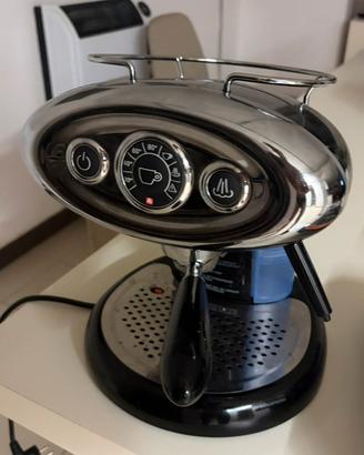 Macchina caffe illy y7.1