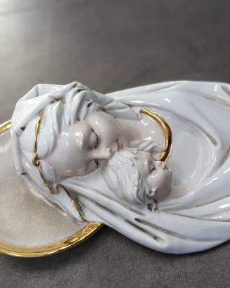 Madonna ceramica di Capodimonte