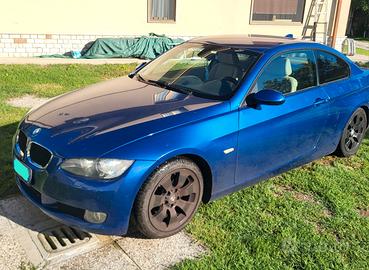 BMW 320i Coupé 2.0 Benzina Automatica,2008, 4 cil.