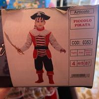 Vestito di carnevale piccolo pirata