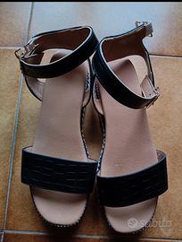 Graziosissimi e comodissimi sandali