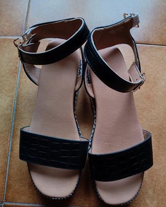 Graziosissimi e comodissimi sandali