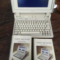 Tandy 1400 FD/HD computer portatile vintage