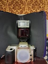 NIKON F50 + FLASH SPEEDLIGHT SB-22S