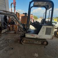 Mini escavatore BOB CAT X 320