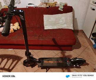 monopattino momo design 