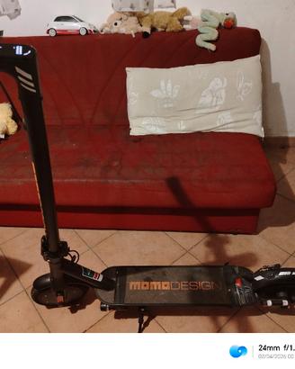 monopattino momo design 