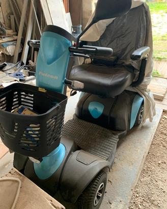 Scooter elettrico a 4 ruote