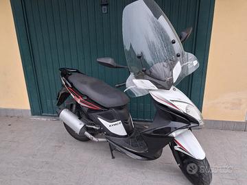 kymko  super 8 50 cc