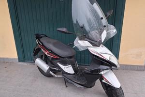 kymko  super 8 50 cc