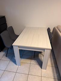 Tavolo allungabile moderno effetto legno chiaro