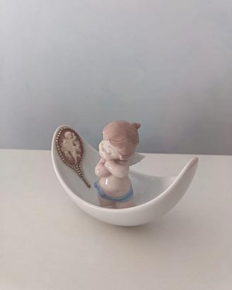 Svuotatasche in porcellana con statuina