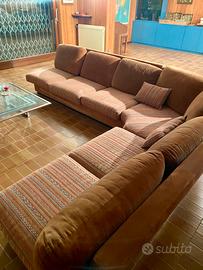 Divano grande angolare alcantara e stoffa
