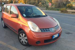 NISSAN Note in buono stato ottima per neopatentati
