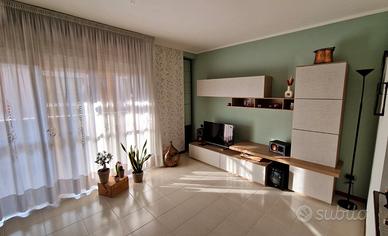 Trilocale in Via Mozart, Zibido San Giacomo