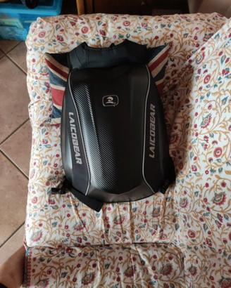 Zaino a guscio per moto