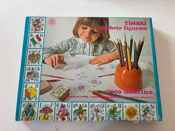 Timbri vintage alfabeto figurato Multiprint