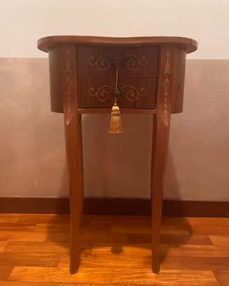 MOBILETTO CON CASSETTI