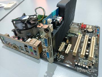 Intel core 2 E6750 2,66 GHz, RAM 4mb, GeForce