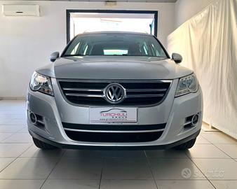 Volkswagen Tiguan 2.0 TDI DPF 4MOTION DSG Sport & 