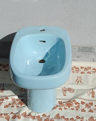 Bidet Pozzi Ginori mod. Square Azzurro Sussurrato