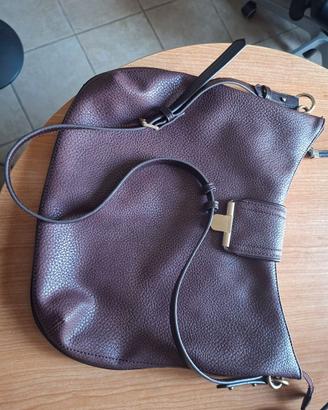 Borsa  a tracolla Carpisa colore vinaccia