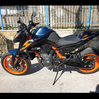 Ktm duke 890r Tech Pack