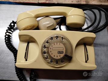 Telefono a disco arredamento vetrina vintage